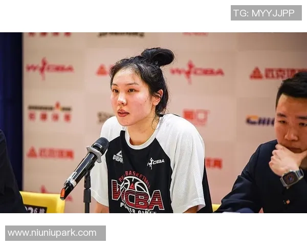 重庆乒乓球队荣登耐力排行榜榜首展现卓越实力与团队精神